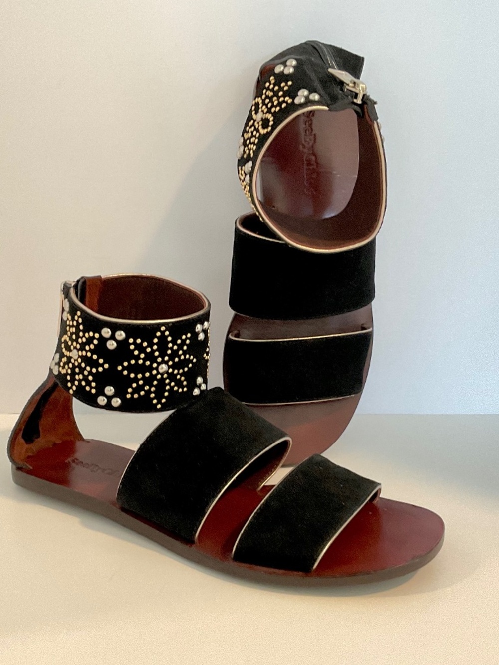 SEE by CHLOE Black Suede Studded Accent Flat Gladiator Sandal Size EU 36 or 6 - Picture 2 of 12
